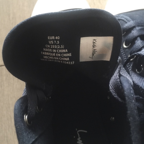 BRAND NEW KEITH HARING SNEAKERS SZ 7.5 men’s navy - Picture 6 of 7